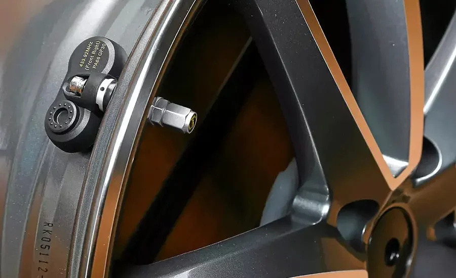 Датчик тиску в шинах (TPMS)